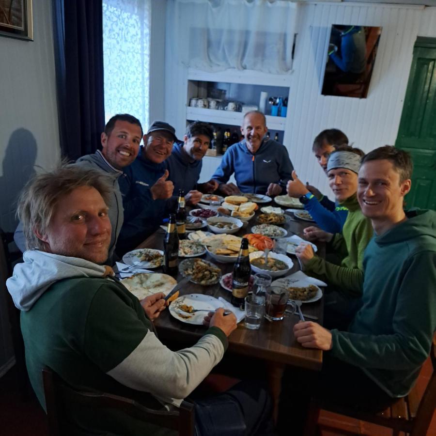 Chvibiani Guesthouse&Bar Ushguli Eksteriør billede