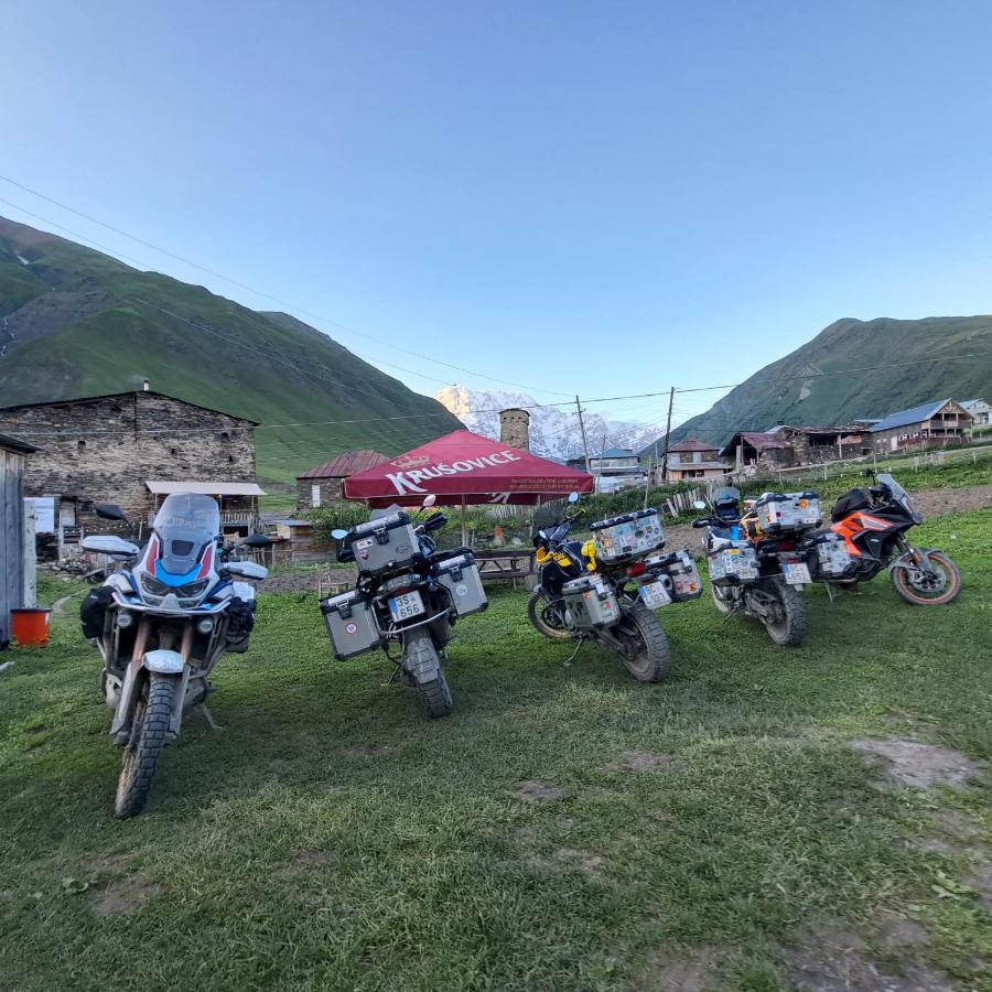 Chvibiani Guesthouse&Bar Ushguli Eksteriør billede