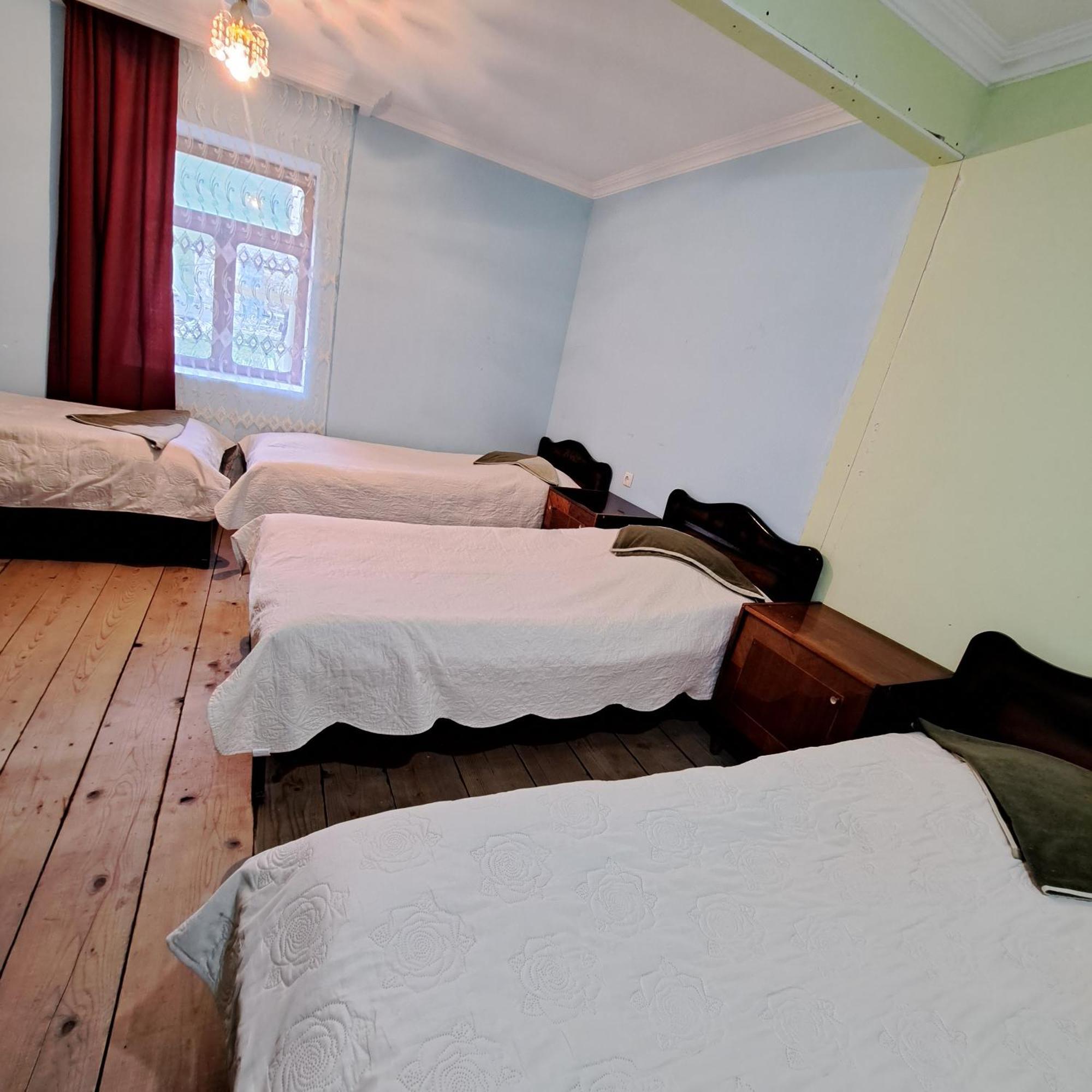 Chvibiani Guesthouse&Bar Ushguli Værelse billede